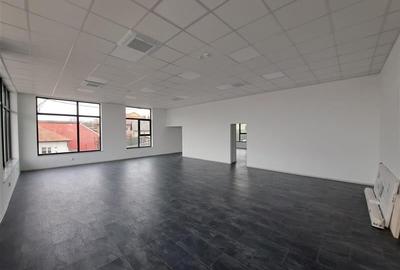 Spatiu comercial, 195 mp utili, situat in cartierul Iris! - 2