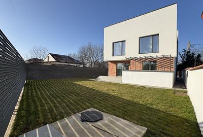 Casă individuală cu 4 camere cu Canalizare în Tunari - 11