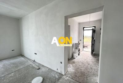 Casa individuala semifinisata, 4 camere, 2 bai, 448mp teren - 10
