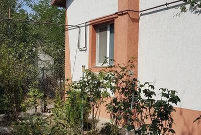 Casă cu Teren 600 Mp în Lazu