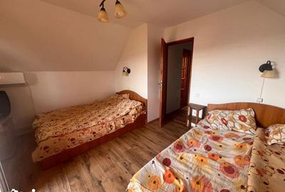 Casă cu 4 camere cu Teren 700 Mp în Central - 11
