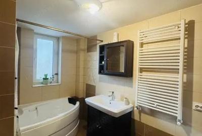 Apartament cu 3 camere decomandat în Central - 7