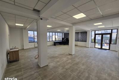 Spațiu comercial, de 114 mp, în Central - 7