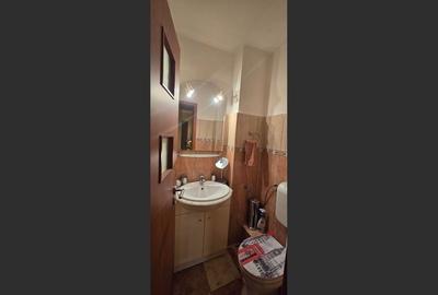Apartament 4 camere zona Circumvalatiunii- etaj 1 - 10