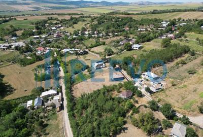 Casă individuală cu 2 camere cu Teren 1425 Mp în Parincea - 5