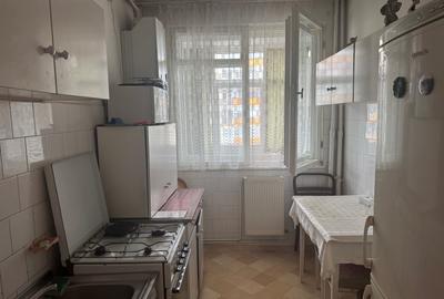 Apartament cu 2 camere decomandat în Central - 1