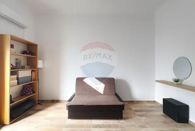 Casă cu 4 camere cu Teren 120 Mp în Iosefin - 2