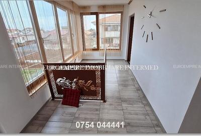 Casă cu 5 camere cu Garaj în Km 5 - 23