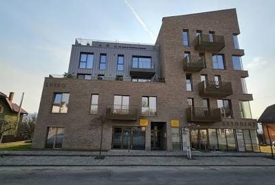 Inchiriez apartament in  Zhero Residance + loc de parcare - 1