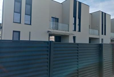 Duplex cu 3 camere în Ștefănești