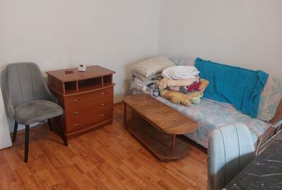 Apartament cu 3 camere semidecomandat în Central - 4