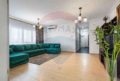 Apartament cu 3 camere decomandat în Central