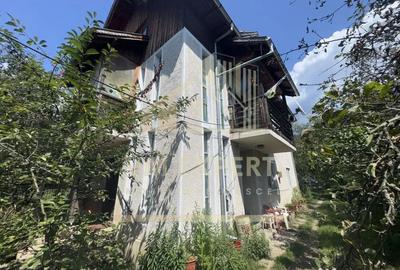 Casă cu 11 camere cu Teren 893 Mp în Lerești - 15