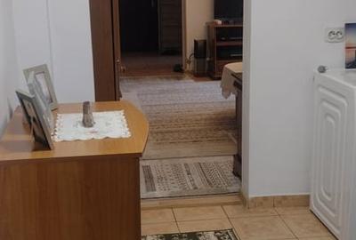 Apartament cu 3 camere semidecomandat în Colentina - 3