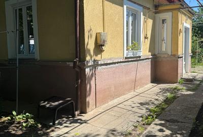 Casă cu 4 camere cu Canalizare în Andronache - 3