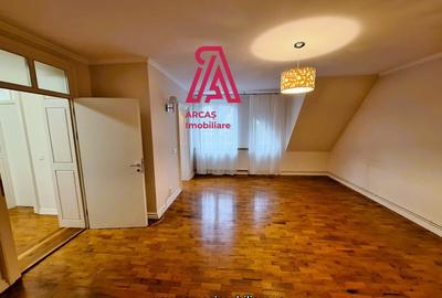 Casa de vanzare 6 camere Parcul Sub Arini! - 12