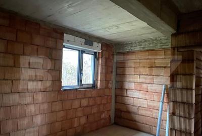 Casă cu 4 camere cu Teren 500 Mp în Bună Ziua - 2