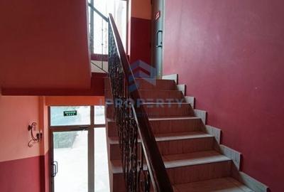 Spațiu comercial, de 225 mp, în Modelu - 8