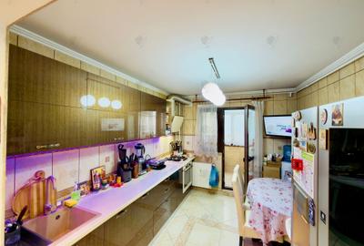 Apartament cu 4 camere semidecomandat, mobilat în Apărătorii Patriei - 5