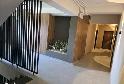 Apartament cu 3 camere în Central - 2