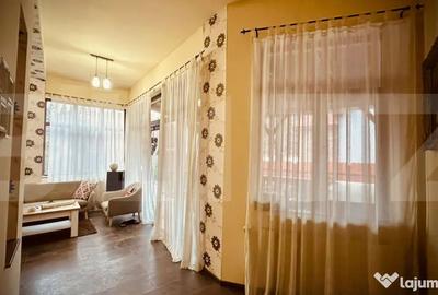 Casă cu 5 camere cu Teren 1000 Mp în Central - 16