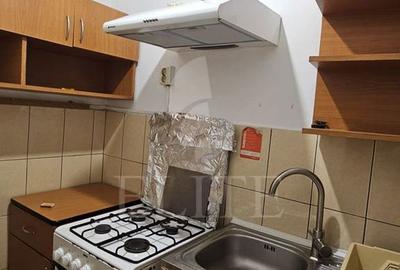 Apartament cu 3 camere semidecomandat în Central - 8