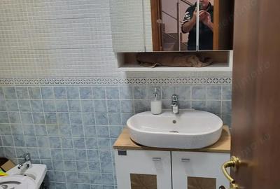 Casă cu 4 camere în Dumbrăvița