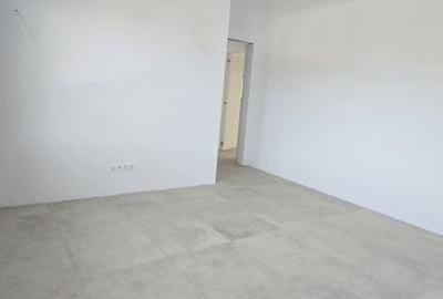 Casă cu 4 camere cu Teren 1010 Mp în Balotești - 9