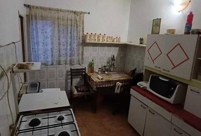 Casă cu 4 camere în Central - 3