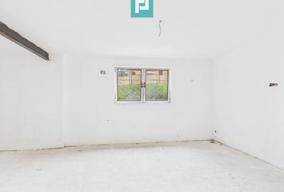 Casă individuală cu 4 camere cu Canalizare în Romanilor - 11