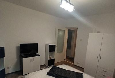 Apartament cu 2 camere semidecomandat în Apărătorii Patriei - 6