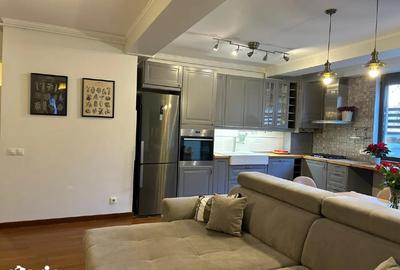 Apartament cu 3 camere decomandat în Băneasa - 5