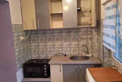 Zona Olimpia-Complex studen?esc, apartament 1 camera, parter, chirie 250 euro - 2