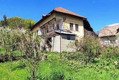 Casă cu 2 camere în Câmpulung Muscel