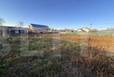 Teren de 1000 mp, în Central - 2