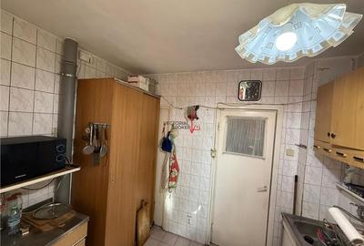 3 camere semidecomadate, et. 2, vedere mixta, 62mp, Gara de Nord- Metrou - 16