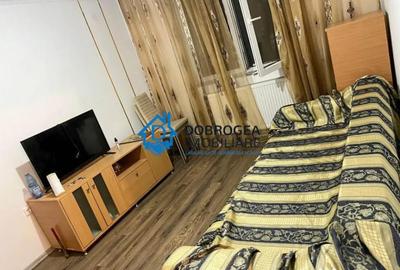 Apartament cu 3 camere semidecomandat în Vest