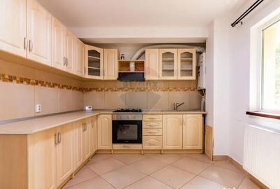 Casă cu 5 camere cu Teren 185 Mp în Clinceni - 10