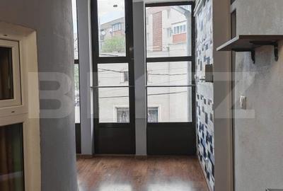 Spațiu comercial, de 14 mp, în Central - 2