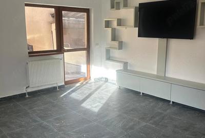 Apartament cu 2 camere decomandat în Casa de Cultură - 3