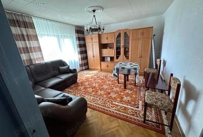 Apartament cu 4 camere decomandat în Micălaca - 2