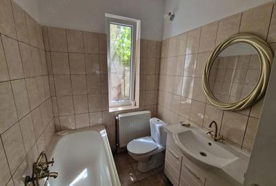 Casă cu 2 camere cu Teren 150 Mp în Boul Roșu - 4