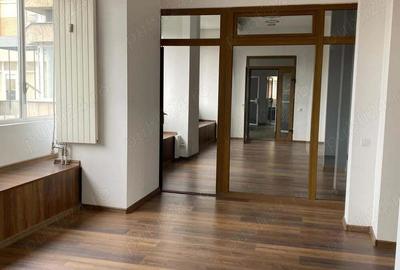 Spatiu comercial de inchiriat - 7