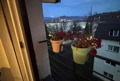 Apartament cu 3 camere semidecomandat în Progresul - 7