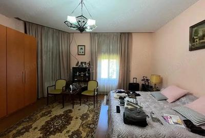 Lugoj, Casa 6 Cam., Teren 511 Mp., Str. Oituz. nr.1 - 3