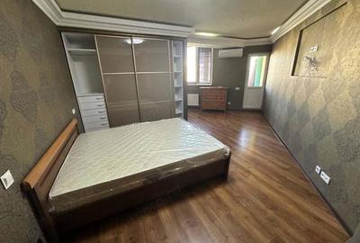 Apartament cu 2 camere decomandat în Romană