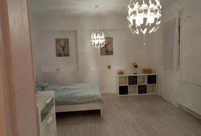 Apartament cu 2 camere decomandat, mobilat în Militari
