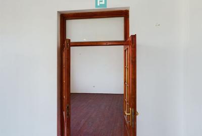 Casa individuala la 6 minute de Piata Unirii - 10