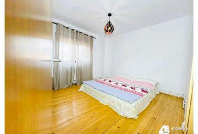 Apartament cu 4 camere semidecomandat în Micălaca - 1