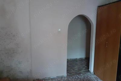 Inchiriere Garsoniera, parter fara balcon, mobilata si utilata asa cum se vede in poze zona Obor - 4